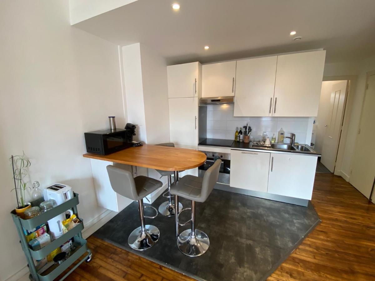 Appartement Spacieux Avec Balcon Et Parking Брест Экстерьер фото