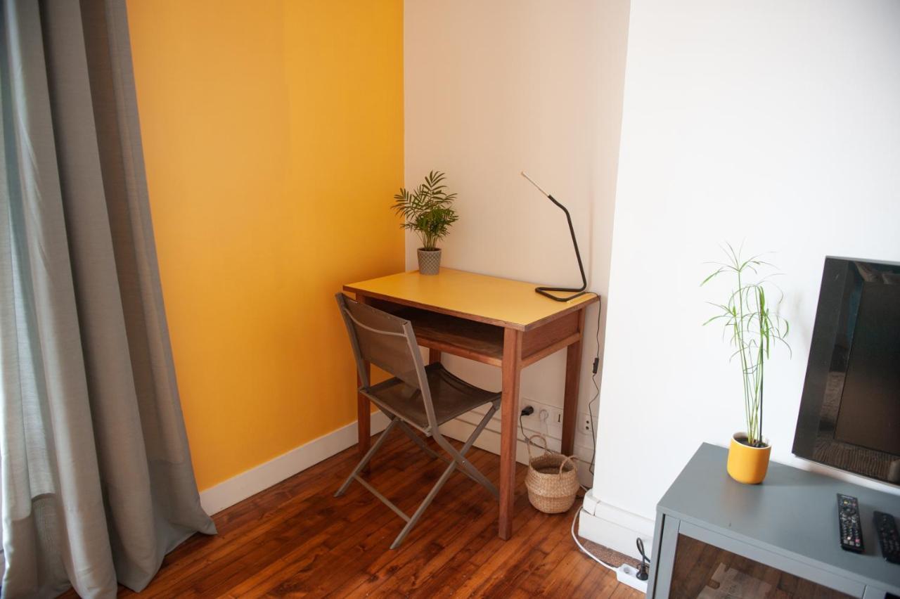 Appartement Spacieux Avec Balcon Et Parking Брест Экстерьер фото