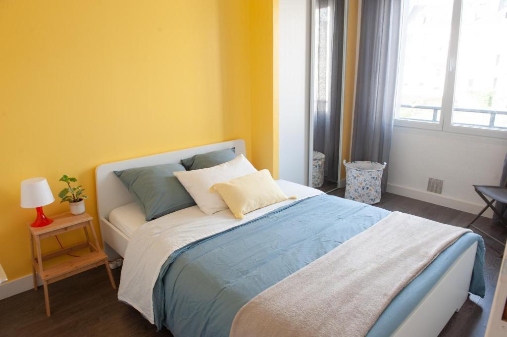 Appartement Spacieux Avec Balcon Et Parking Брест Экстерьер фото