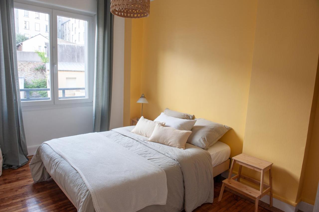 Appartement Spacieux Avec Balcon Et Parking Брест Экстерьер фото