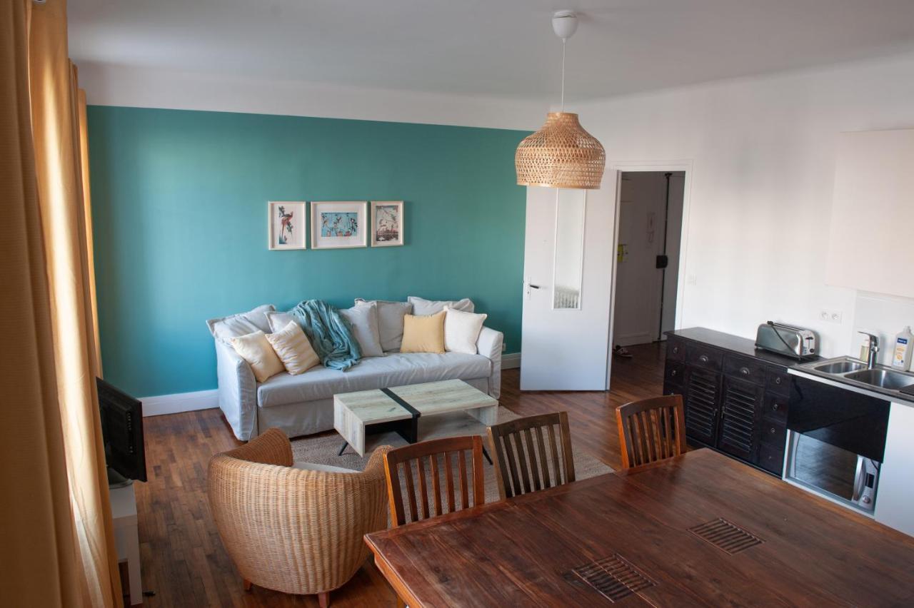 Appartement Spacieux Avec Balcon Et Parking Брест Экстерьер фото